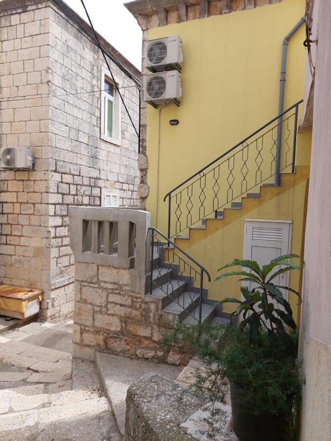 Apartmani Antonia Račišće Εξωτερικό φωτογραφία