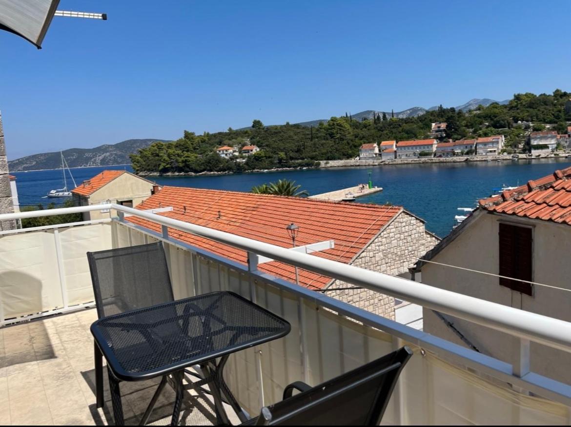 Apartmani Antonia Račišće Εξωτερικό φωτογραφία